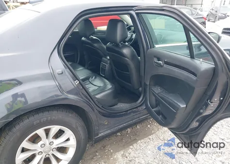 2015 Chrysler 300 Limited из США, поврежденный, VIN 2C3CCAAG2FH930318